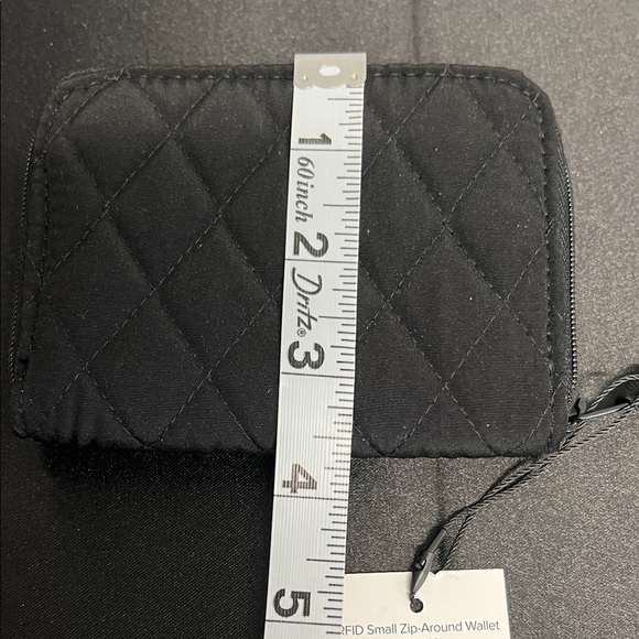 VERA BRADLEY | Quilted Black Small Zip-Around Wallet ~ RFID - Picture 8 of 8